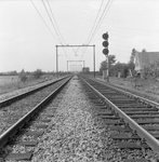 167167 Gezicht op de spoorlijn tussen Utrecht en Bunnik, nabij Vechten (km. 39.4), uit het oosten, met ...